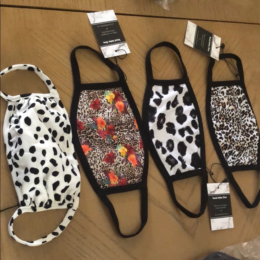 2 for $30.! Leopard & Floral print face mask - Picture 5 of 10